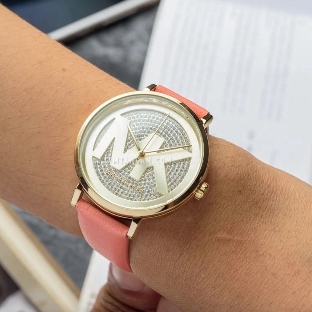 Michael kors women watch